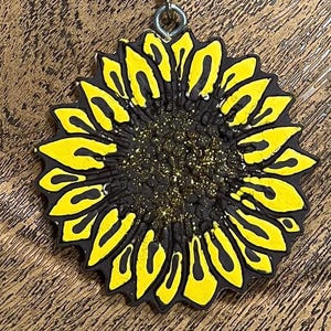 Sunflower Car Freshie – Black Ice Scented Hanging Air Freshener, Boho Car Decor, Long-Lasting Fresh Scent, Handmade Gift