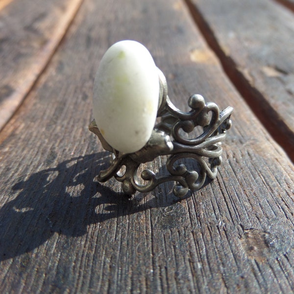 Iona Marble Stone Ring From Scotland White with Silver Adjustable Band Flower Protection Healing
