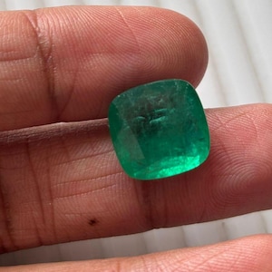 10.93ct Cushion Cut Zambian Emerald – 14x13.8mm,Green, Natural & Unheated, Rare Loose Gemstone for Engagement Rings/Jewelry