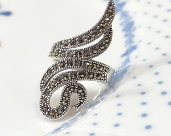 Anillo de marcasita en plata de ley: joya con un toque Art Déco