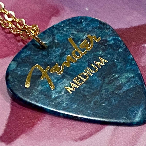 Fender Guitar Pick Necklace (Blue)