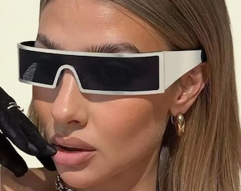 Punk Sunglasses - Men's and Women's - Bold Fashion Design - UV400 Protection - Rock and Rebellious Style - Comfort and Character