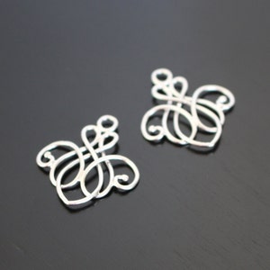 Matte Silver Wine Wire Pendants, Chandelier Earring findings, 2 pc, K76637