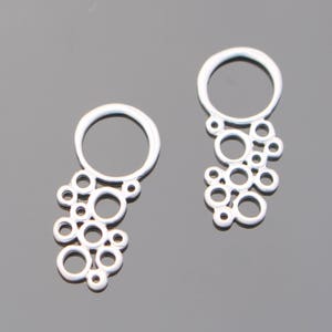 Matte Silver Multiple Circle Long Connector, Pendants, Charms, Earring Findings, 2 pc S515026