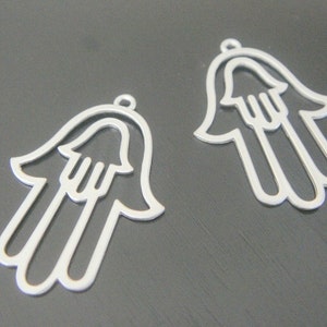 Matte silver big hamsa connectors, pendant, charm, bead, 2 pc, V614237