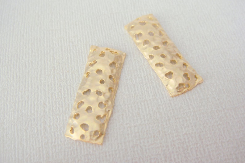 bar connectors Matte Gold Tarnish resistant square textured pendants findings KD23542 2 pc