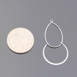 Jewelry findings Matte Silver Tarnish resistant Teardrop Plain double ring pendant, connector, charm, B52886 image 2