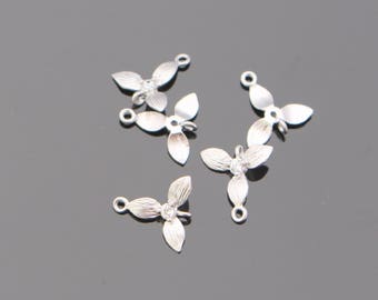 Matte Silver Tarnish Resistant Small Flower disk Pendant, Connectors, Earring Findings, 2 pc, I58497