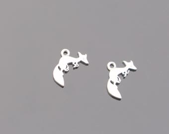 Matte Silver tarnish resistant small fox charm, connectors, pendants, 2 pc LP62165