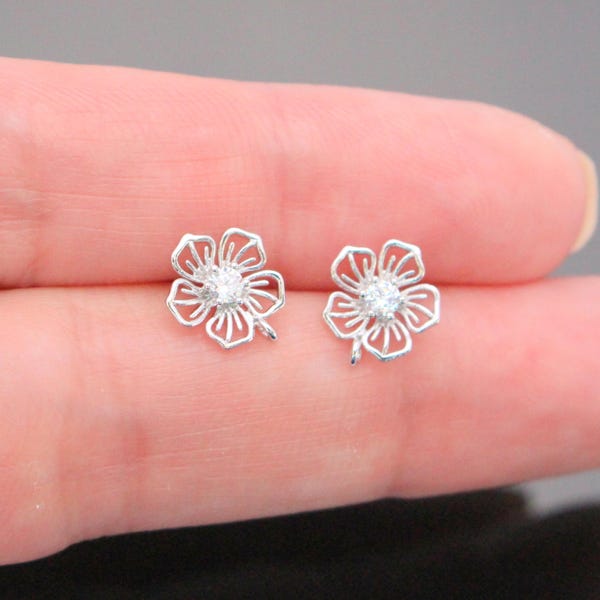Wholesale Sterling Silver flower earrings Post Findings, Wedding Jewelry Base setting, connector, 2 pc, J52507E