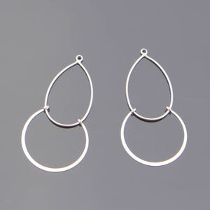 Jewelry findings Matte Silver Tarnish resistant Teardrop Plain double ring pendant, connector, charm, B52886 image 1