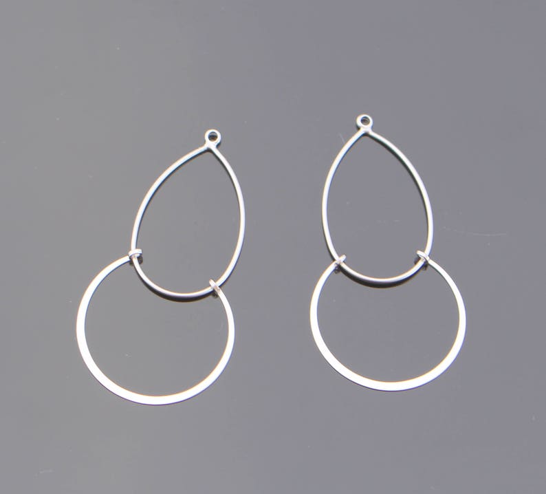 Jewelry findings Matte Silver Tarnish resistant Teardrop Plain double ring pendant, connector, charm, B52886 image 1