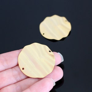 Matte Gold Tarnish Resistant Round Ruffled Disc Connectors, Earring Findings,pendants, 2 pc, U91175