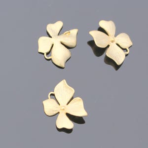 Wholesale Supplies Gold Orchid Flower Star  Connector, Earring Findings, setting, connector, pendants 2 pc D69902