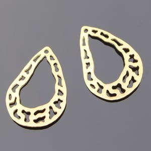 Jewelry findings Matte Gold Tarnish resistant Leaf Teardrop  Hoop pendant, connector, charm, S57586