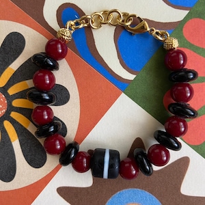 Red and Black Beaded Bracelet, Glass Bead Bracelet, Handmade Bracelet, Unique Jewelry, Statement Bracelet, Gift for Her