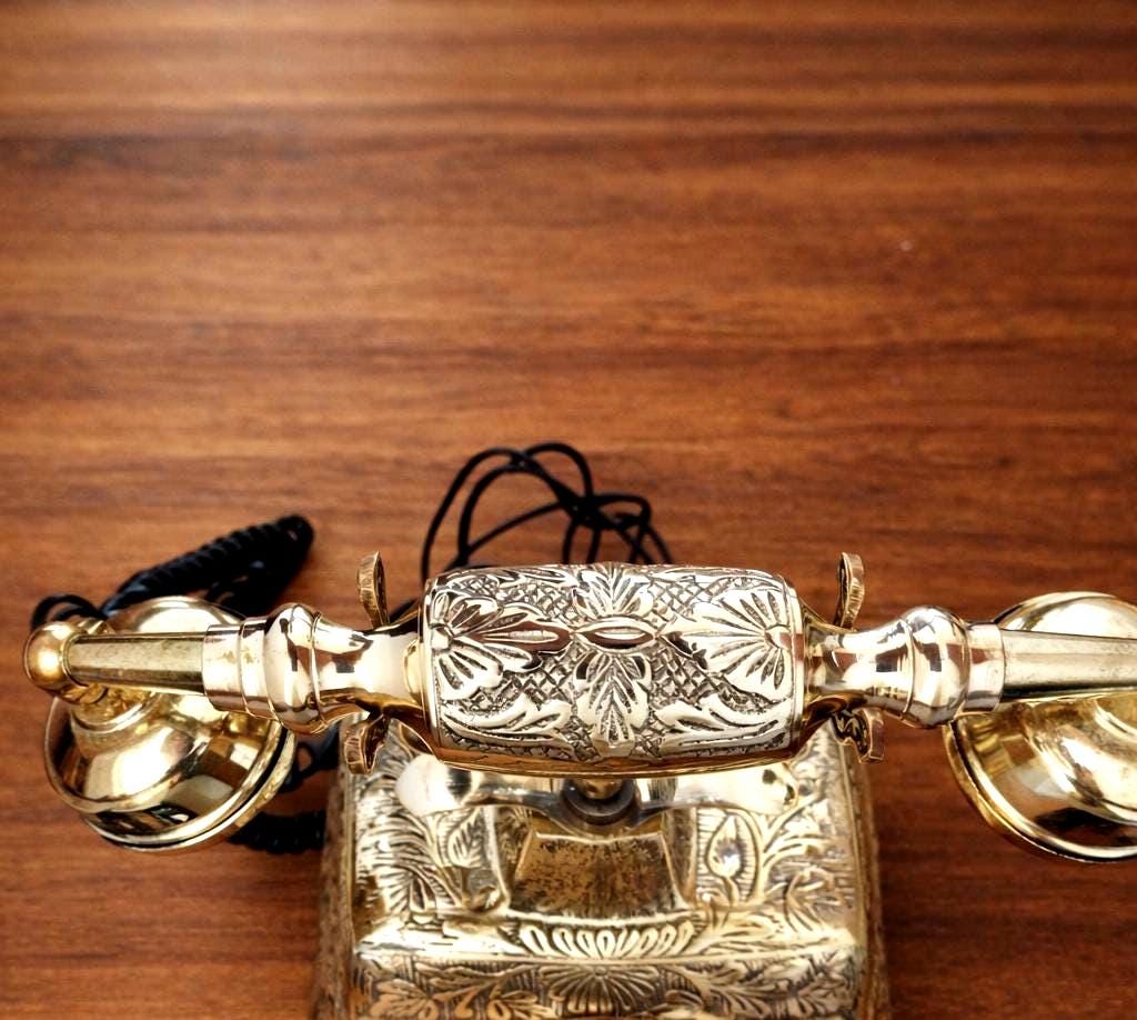 ヴィンテージ真鍮製ロータリーダイヤル電話 - アンティークスタイルの