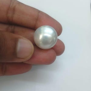19mm White South Sea Pearl: High Luster Gemstone for Ring/Pendant, Australian South sea Pearl, Very Rare Size.