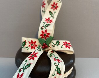 Maine Whoopie Pie Ornament, Holly Leaves