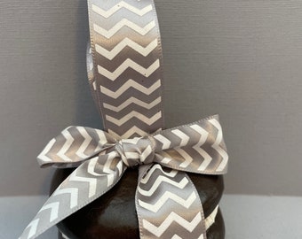 Maine Whoopie Pie Ornament, chevron ribbon