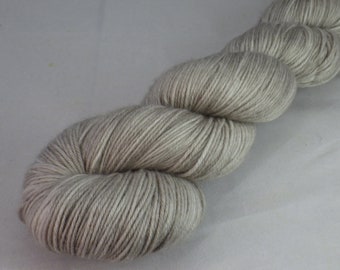 Sand Dune Hand Dyed MCN 435 Yards/100 Grams