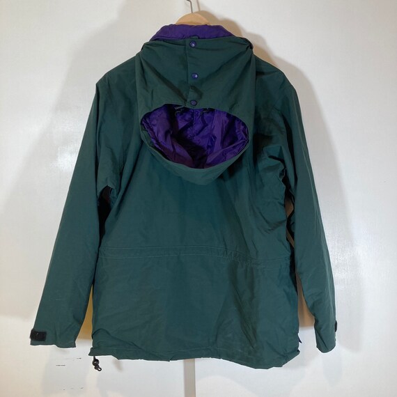 Vintage Womens Hooded Moonstone Gore 