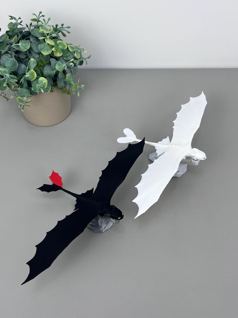 Toothless Flying Dragon Dashboard Ornament | Inertia Drifting Night Fury Car Decor | Light Fury Option & Dragon Pair Set | Gift for Car Fans Dragon Pair Set