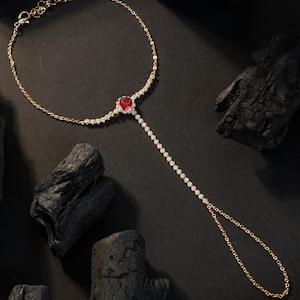 Ruby Red Hand Chain Bracelet, Gold Slave Bracelet, Crystal Finger Bracelet, Bridal Hand Jewelry, Adjustable Hand Harness, Gift for Her