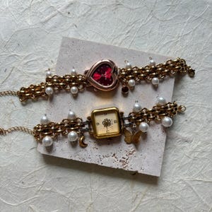 Vintage women&#39;s gold pearl wrist watch,elegant pearl watch,beaded pearl watch,red heart watch,watch gift idea,handmade Y2K watch bracelet