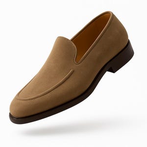 Mocassins de camurça feitos à mão para homens – Sapatos sociais slip-on bege