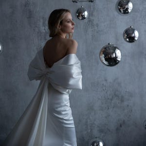 Wedding Sleeves short, long Satin Wedding Dress. Bow Train – Bridal Bolero, Light Ivory. LAUREN