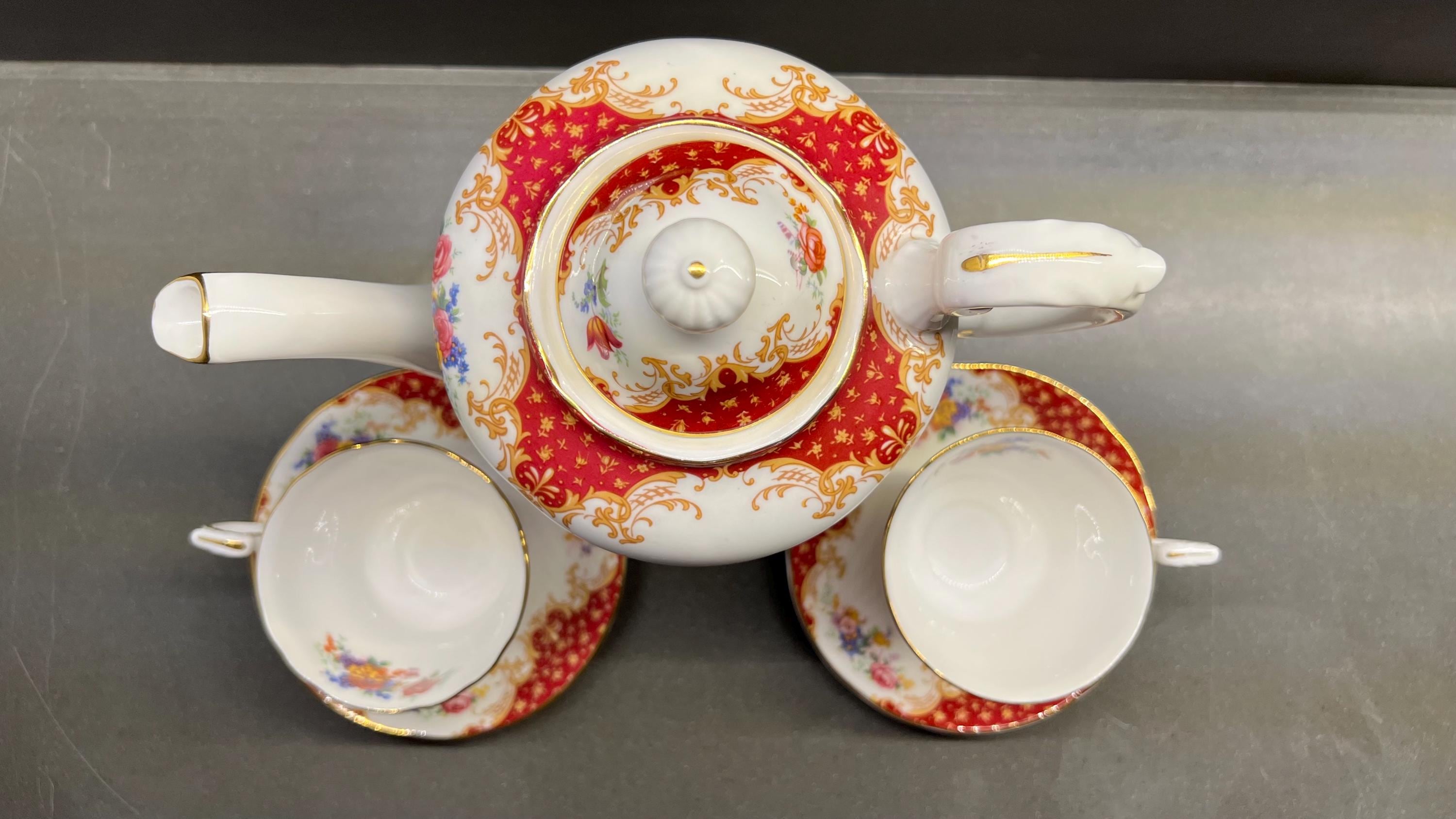 Paragon Rockingham Vintage Paragon Rockingham Red Tea Set: Fine Bone China Teapot, Cups ...