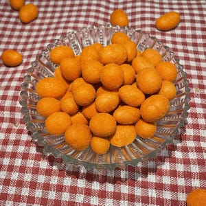 Crunchy Orange-Coated Peanuts | Spicy & Tangy Snack | Gourmet Flavored Nuts | Handmade | Natural Ingredients