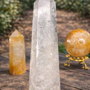 8-Inch Clear Quartz Tower — photo 2