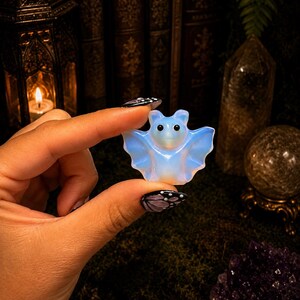 Crystal Bat Carving — photo 10