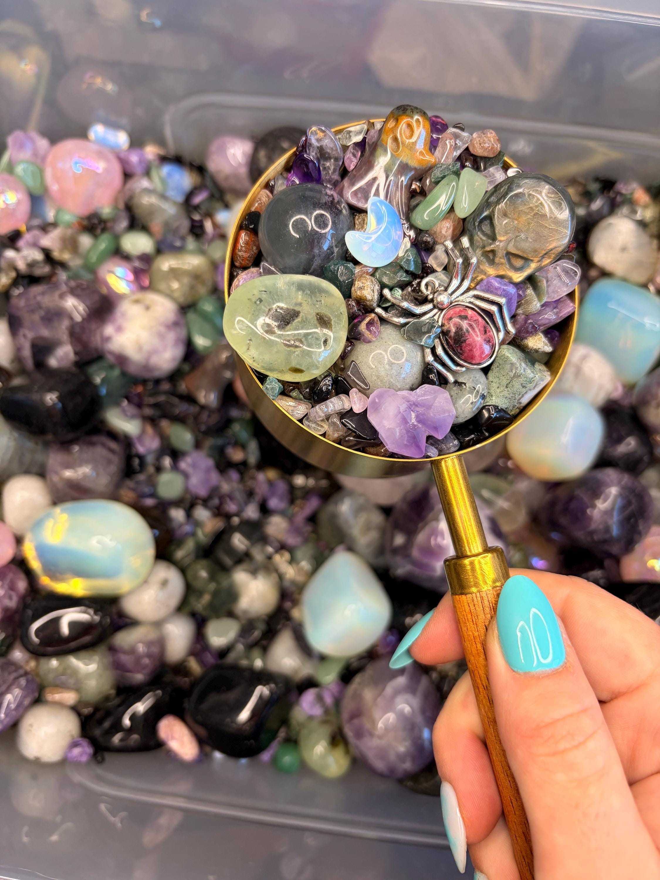 Witch's Brew Crystal Confetti — photo 6