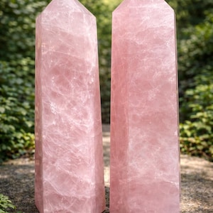 Large Rose Quartz Tower — photo 2