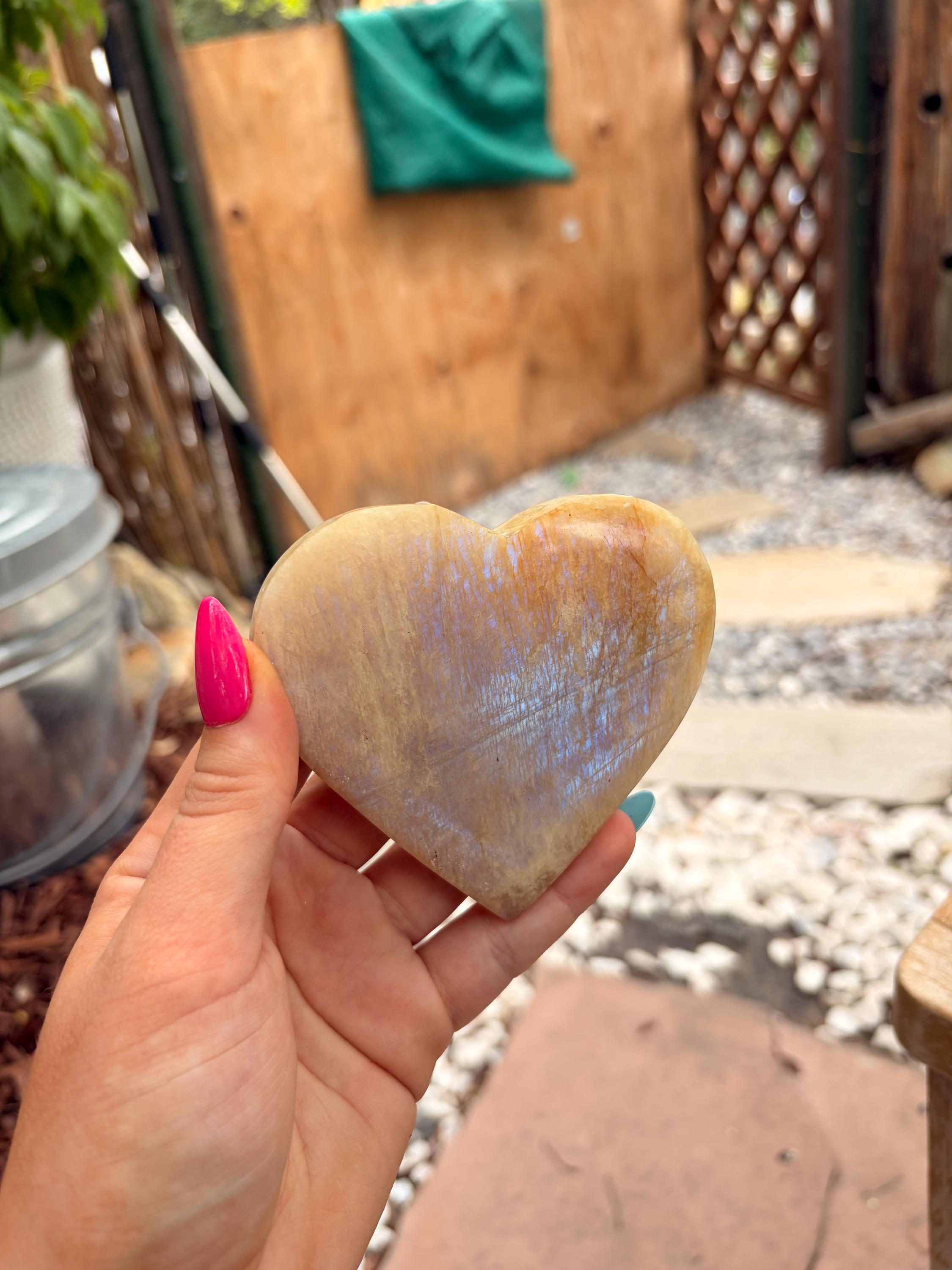 Blue Flash Moonstone Heart — photo 3