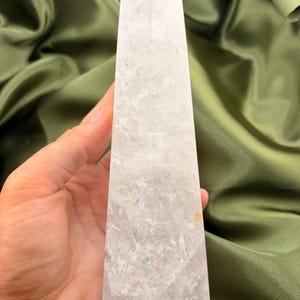 8-Inch Clear Quartz Tower — photo 3