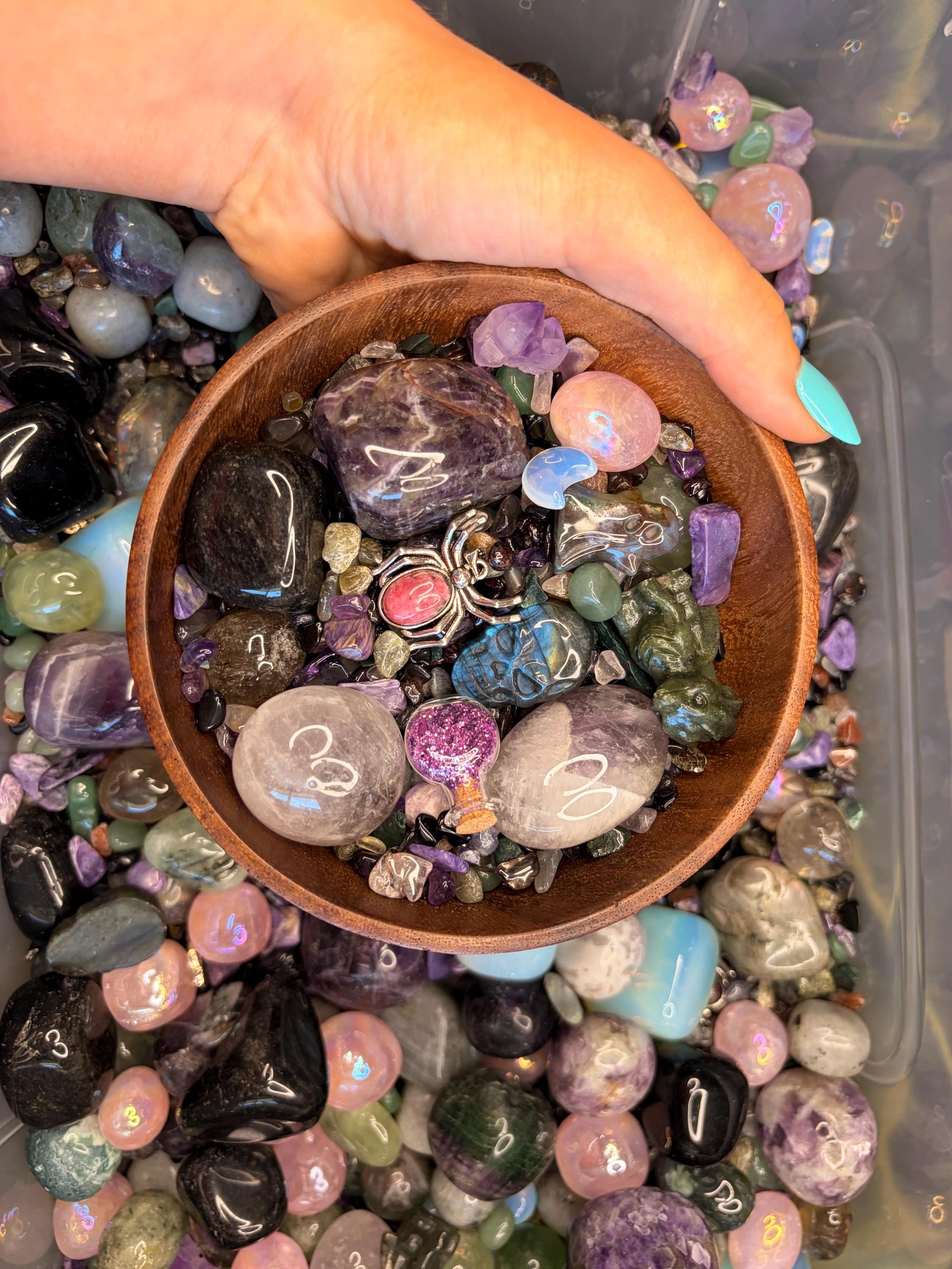 Witch's Brew Crystal Confetti — photo 10