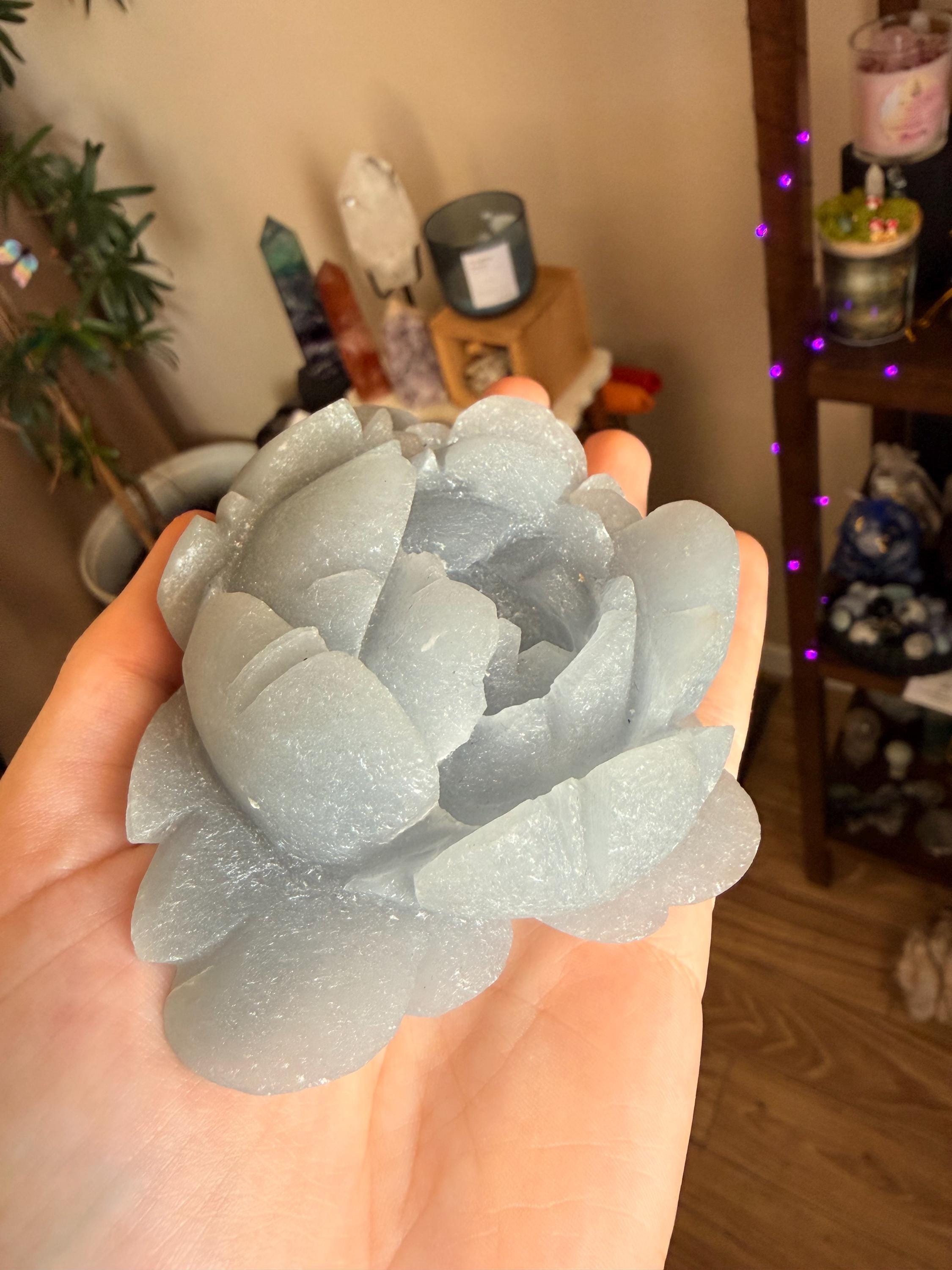 Angelite Flower Carving — photo 5