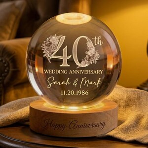 Personlig nattlampa med kristallkula för bröllopsdagen, personlig present till parets namn och datum, rubinröd minneslampa för 40-årsjubileum