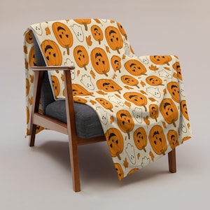 Pumpkin Ghost Halloween Throw Blanket: Cozy Spooky Season Decor