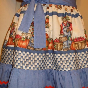 Thanksgiving APRON Half/Waist Ruffled Autumn Harvest Vintage Fabric Scarecrows image 2