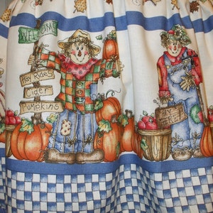 Thanksgiving APRON Half/Waist Ruffled Autumn Harvest Vintage Fabric Scarecrows image 3