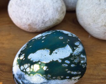 Wylde Green Glass Pebble Paperweight • by Lesley Ann Clarke