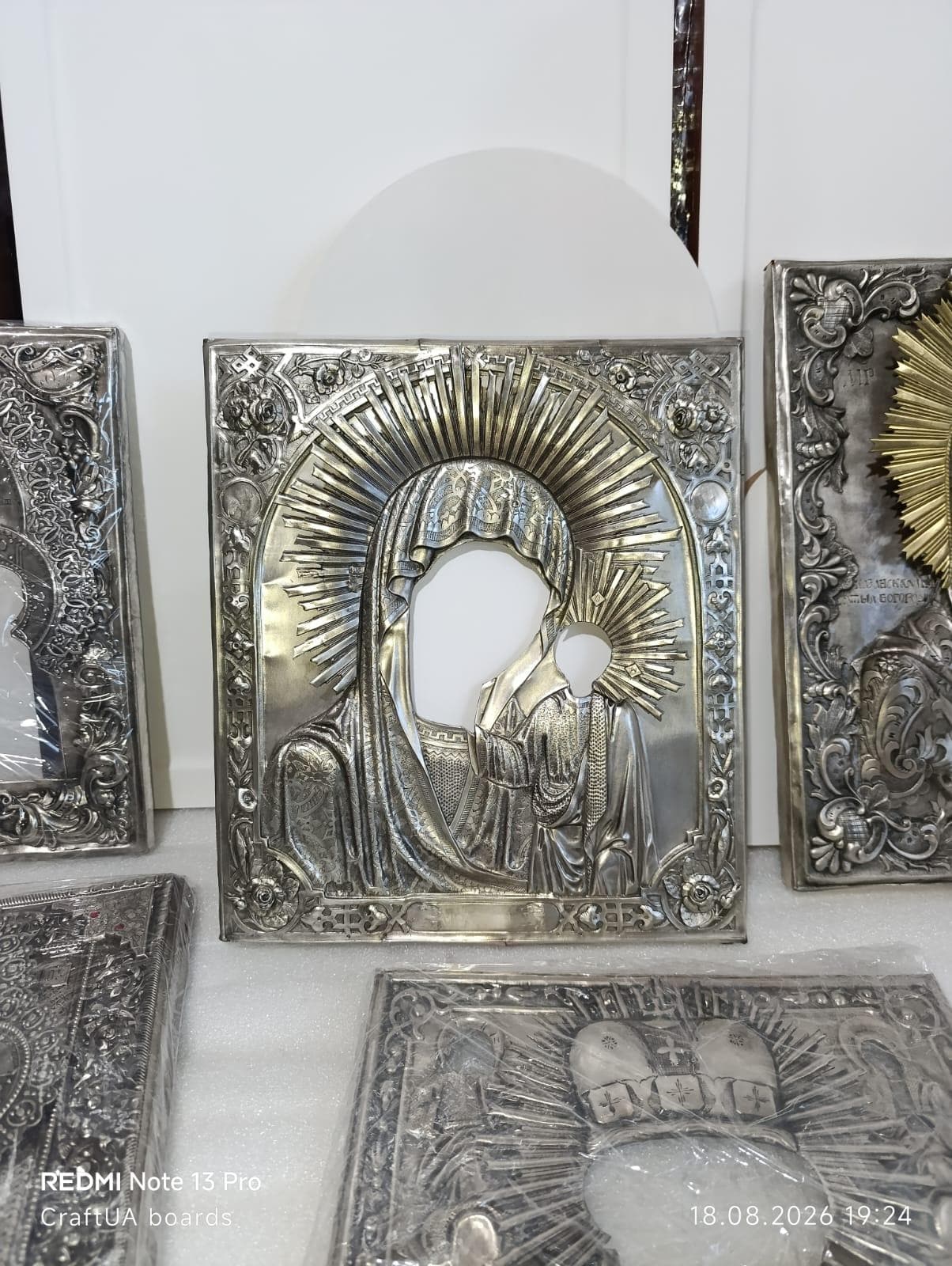 gallery photo