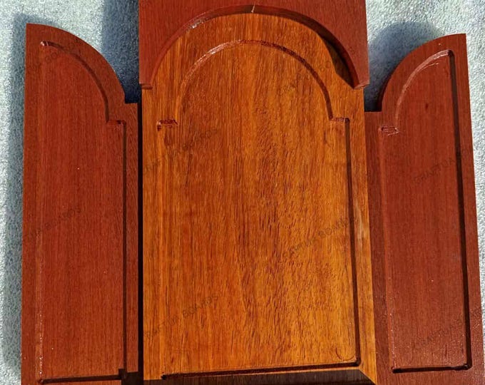 Triptych Icon Board with Kovcheg – Handcrafted Wood Panel