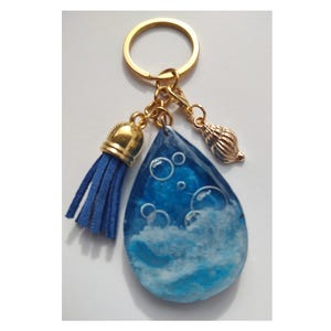 Ocean Wave Resin Keychain with Tassel, Beach Keychain Charm, Coastal Gift, Blue Ocean Keyring, Summer Accessory, Handmade Resin Art