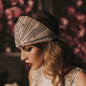 Gatsby style headpiece with glass beads, art deco accessory, 20's inspired bridal cap,flapper style headpiece, cap, vintage stirnband dangle image 2